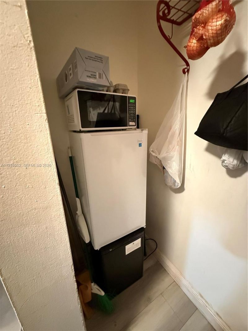 6070 W 18th Ave, Unit 209, Hialeah, FL 33012 Photo