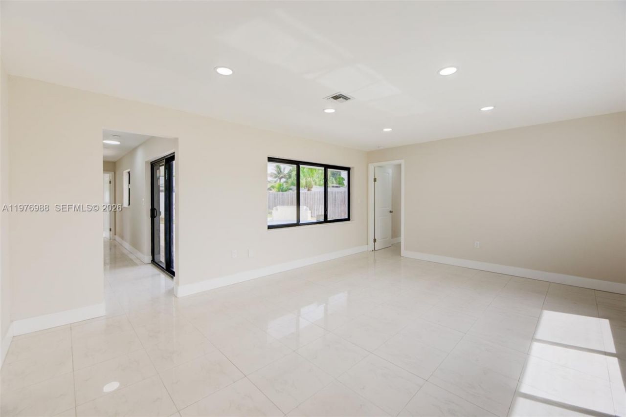 7965 Normandy St , Miramar, FL 33023 Photo