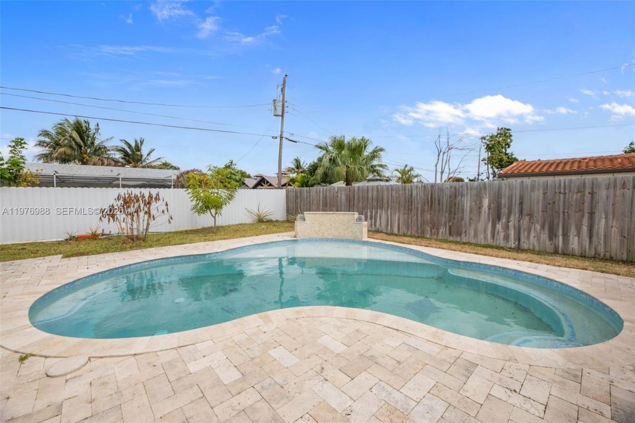 7965 Normandy St , Miramar, FL 33023 Photo