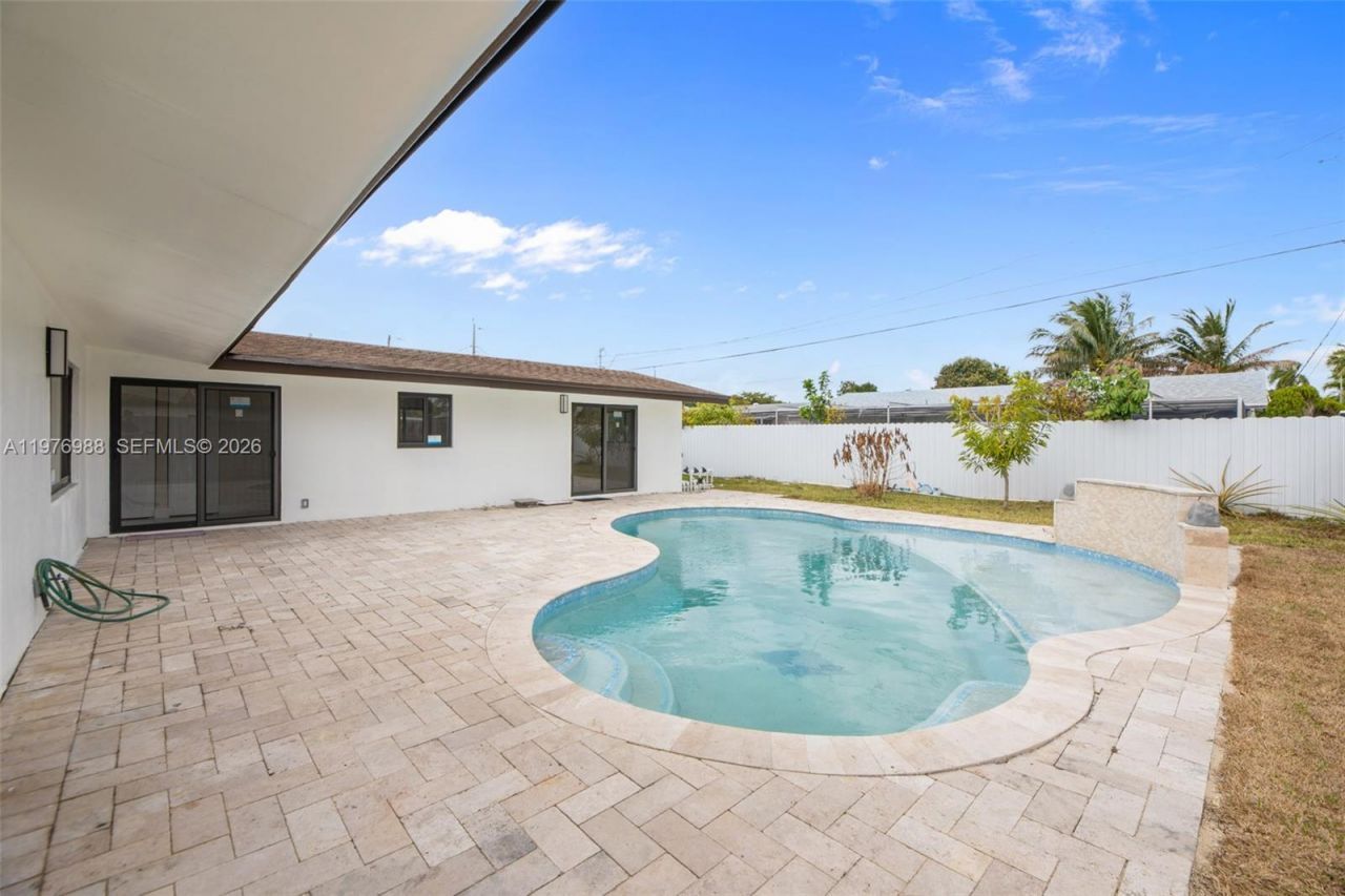 7965 Normandy St , Miramar, FL 33023 Photo