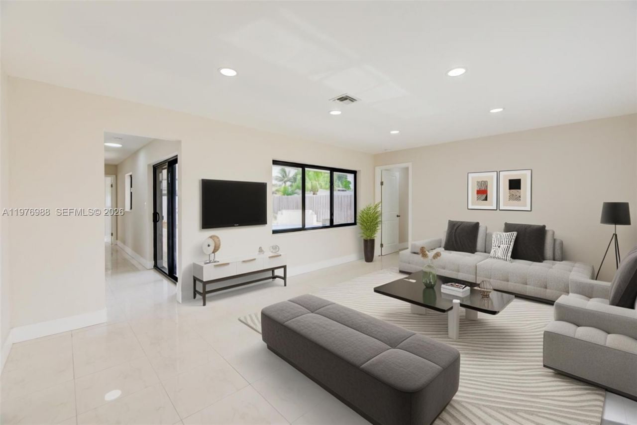 7965 Normandy St , Miramar, FL 33023 Photo