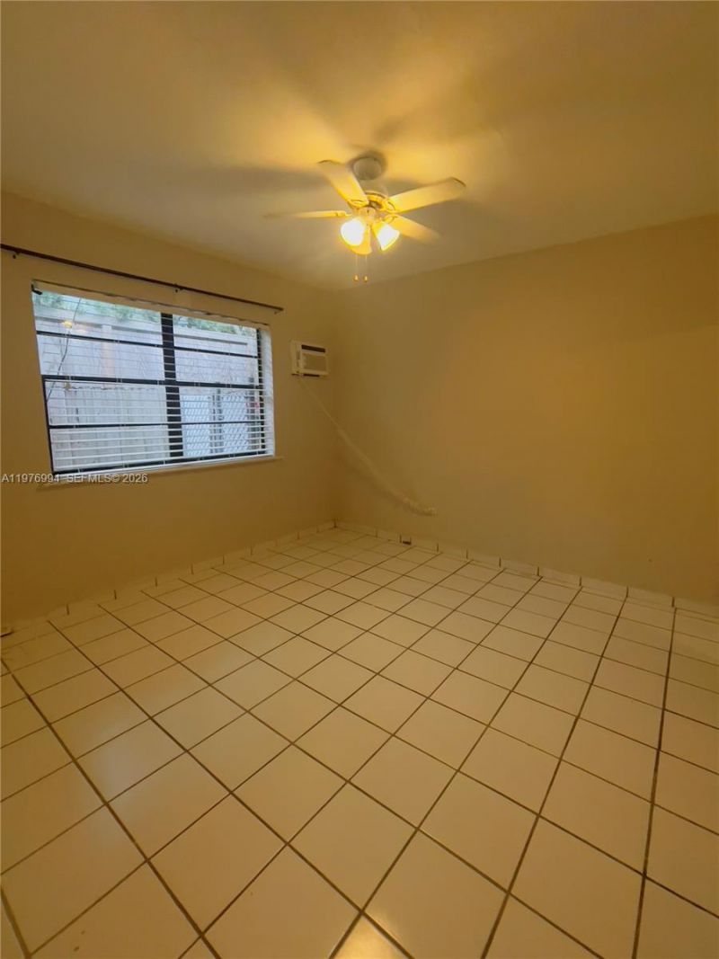 807 86th St , Unit 805, Miami Beach, FL 33141 Photo