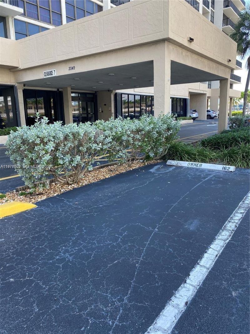 2049 S Ocean Dr, Unit 503, Hallandale Beach, FL 33009 Photo