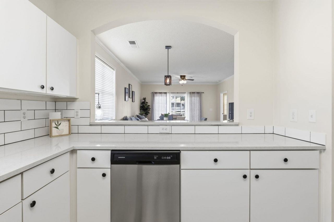 5751 Oyster Catcher Dr.  Photo 13