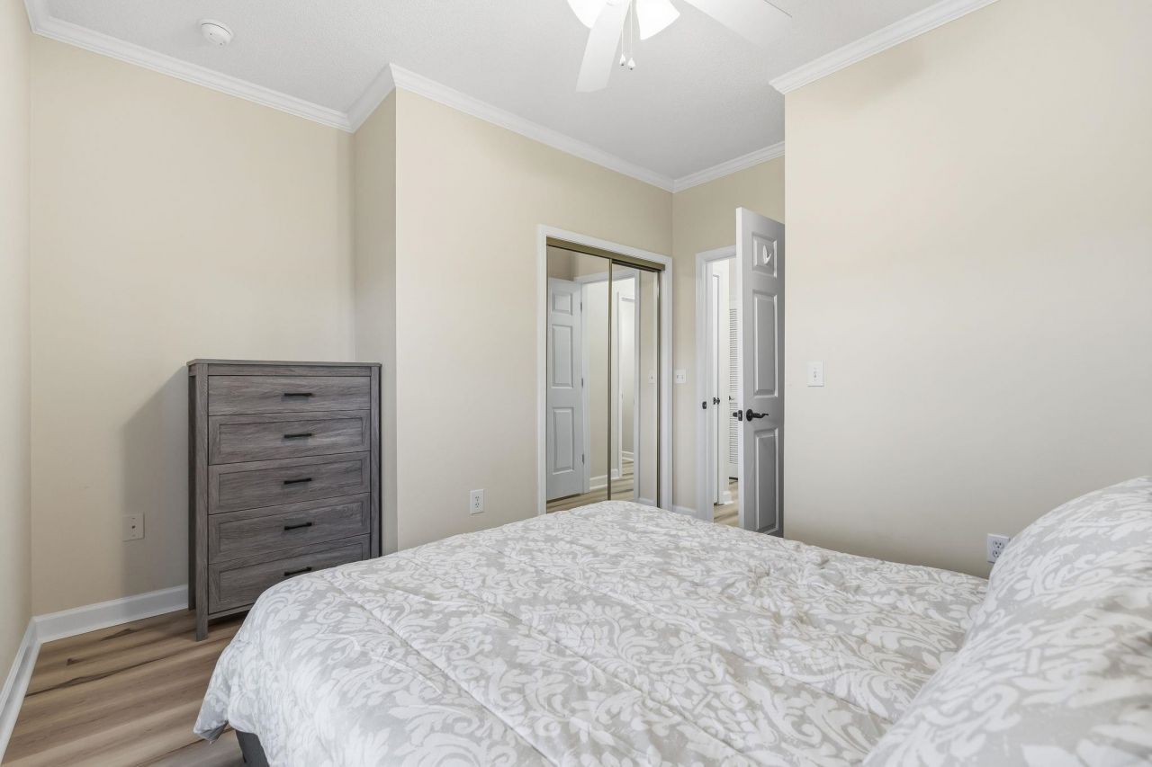 5751 Oyster Catcher Dr.  Photo 28