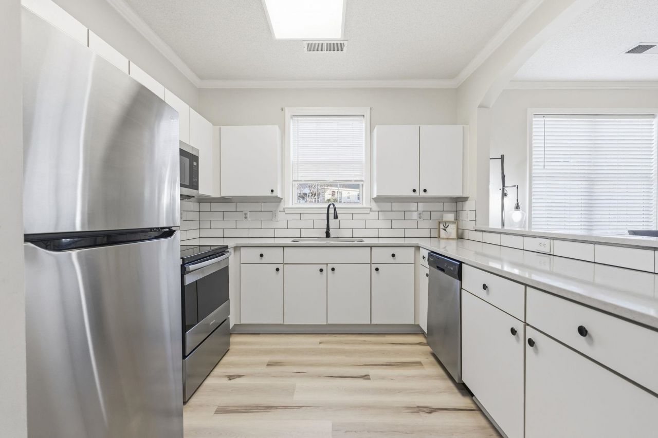 5751 Oyster Catcher Dr.  Photo 9