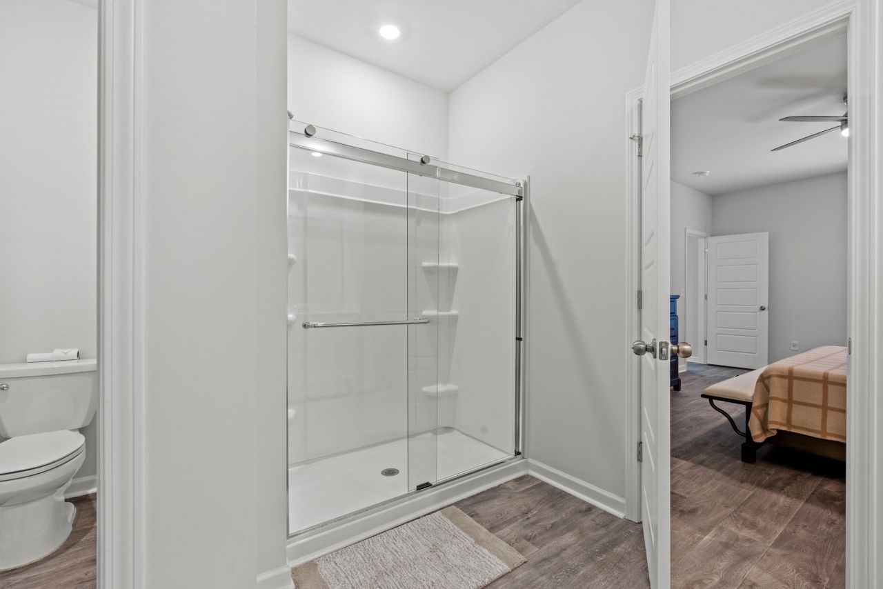 263 Saddle St Photo 19