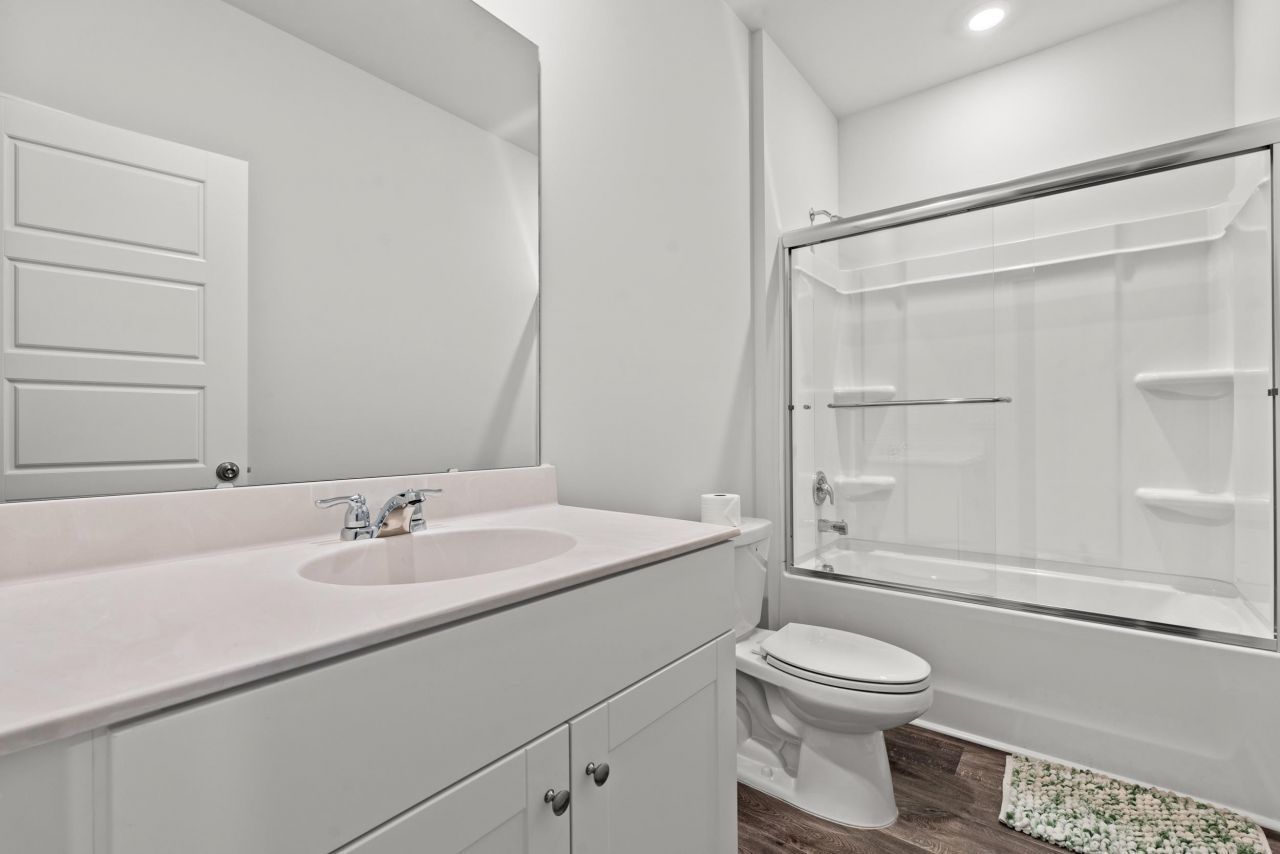 263 Saddle St Photo 22