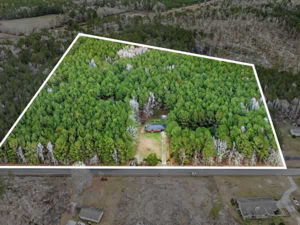 316 Tomahawk St., Hemingway, SC 29554