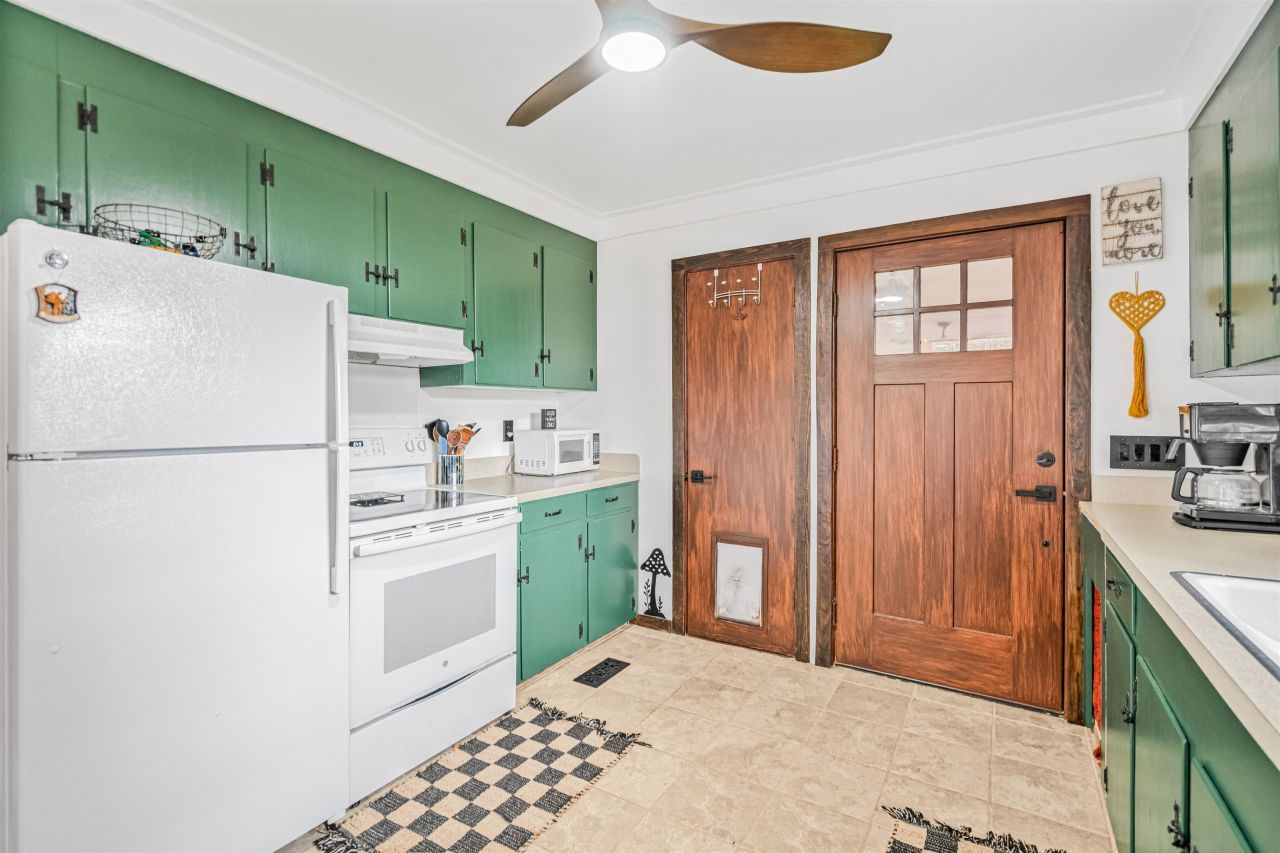 316 Tomahawk St. Photo 12