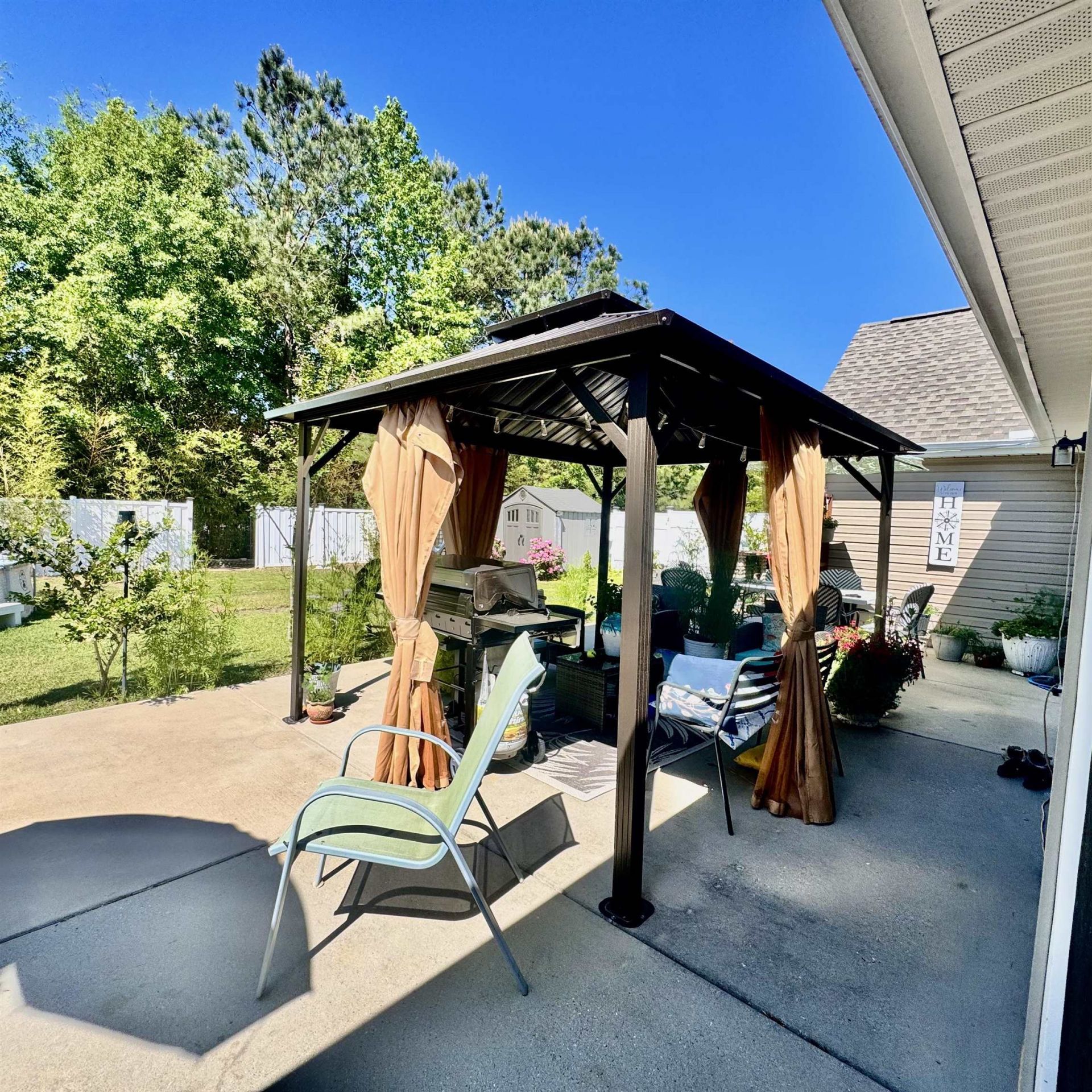 434 Barton Loop Photo 17