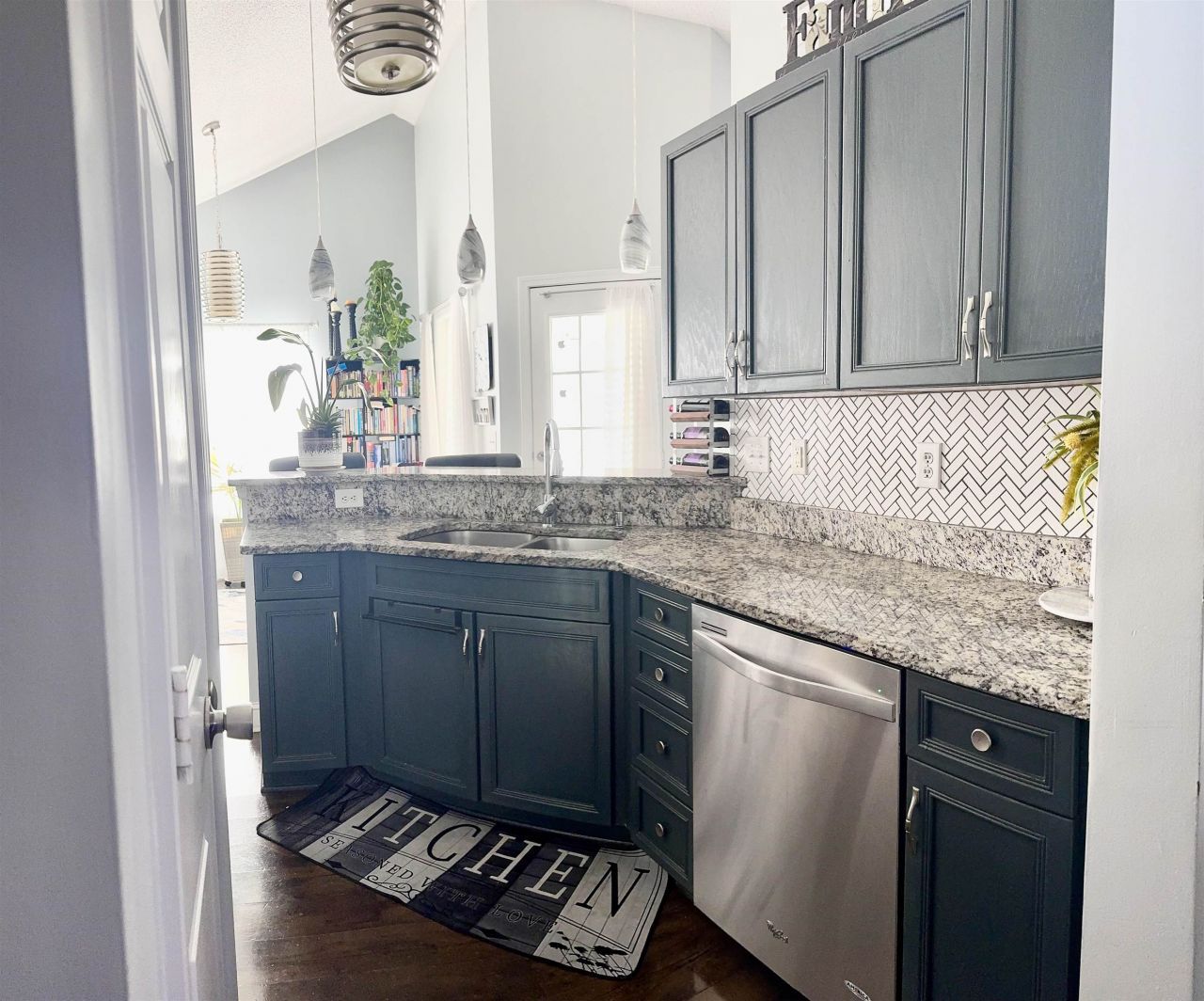 434 Barton Loop Photo 20