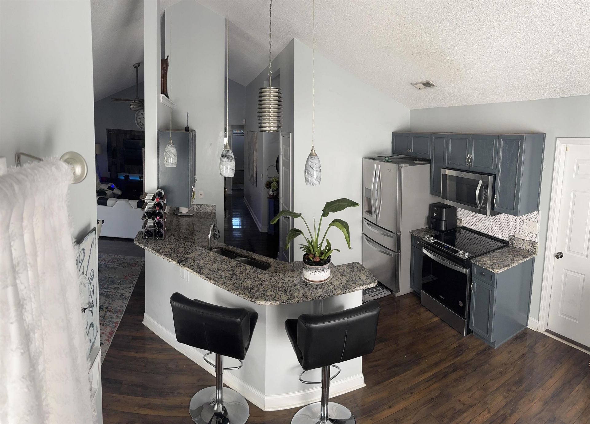 434 Barton Loop Photo 21