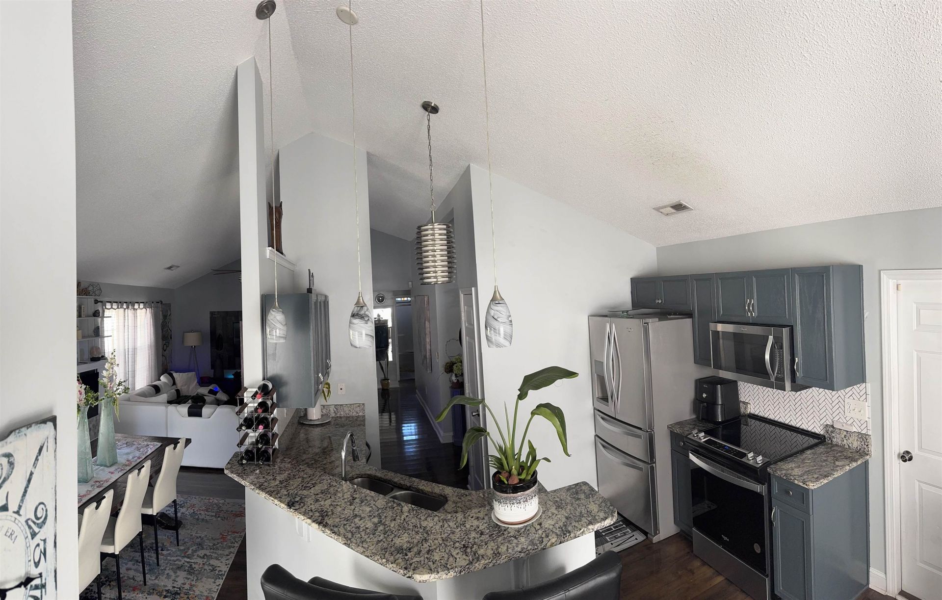 434 Barton Loop Photo 22