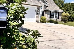 434 Barton Loop photo 4