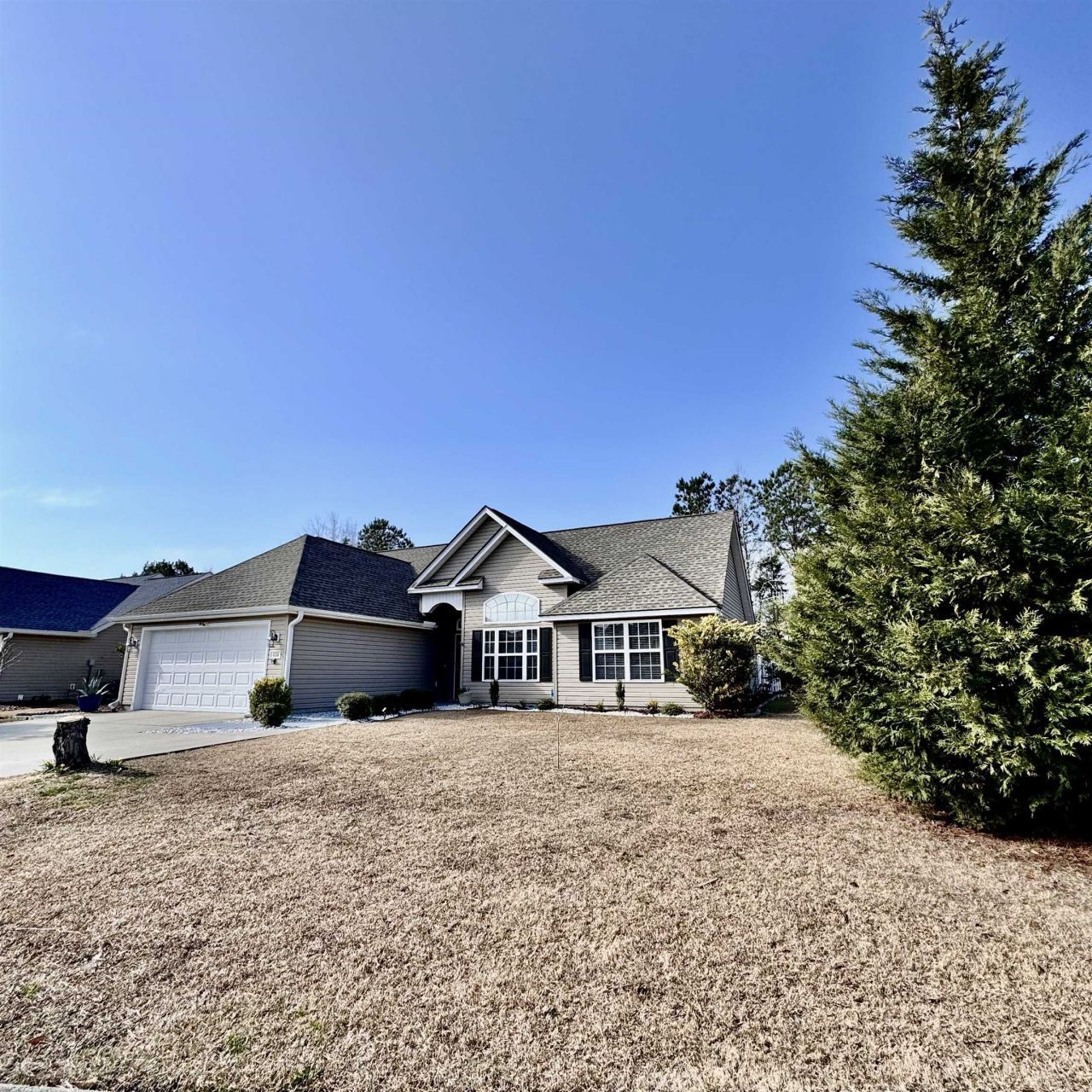 434 Barton Loop Photo 4