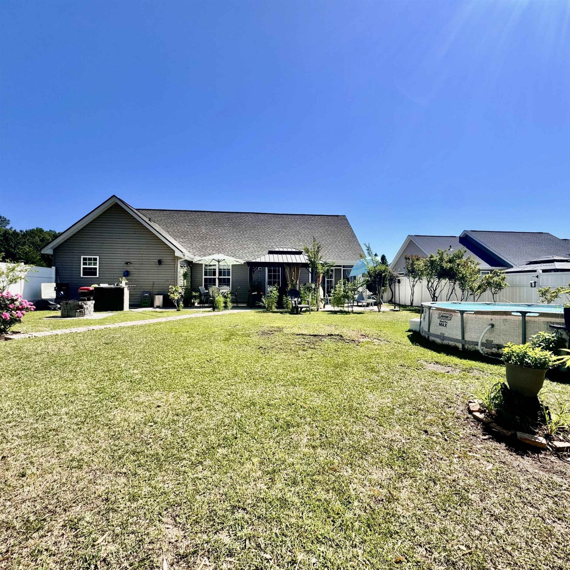 434 Barton Loop Photo 5