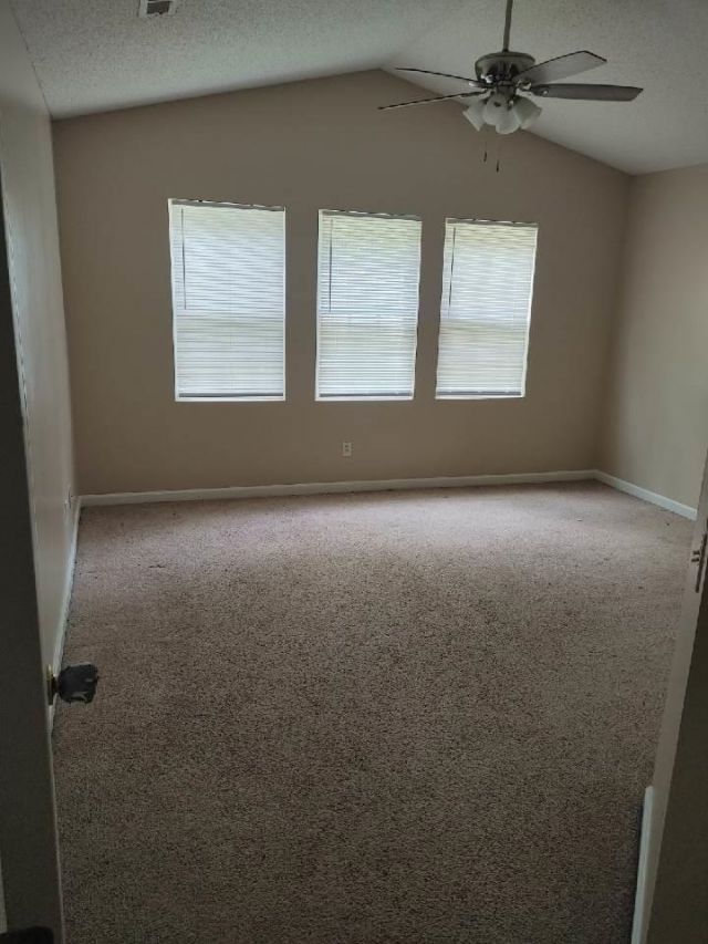 800 Elbow Rd.  Photo 4