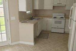 800 Elbow Rd.  photo 4