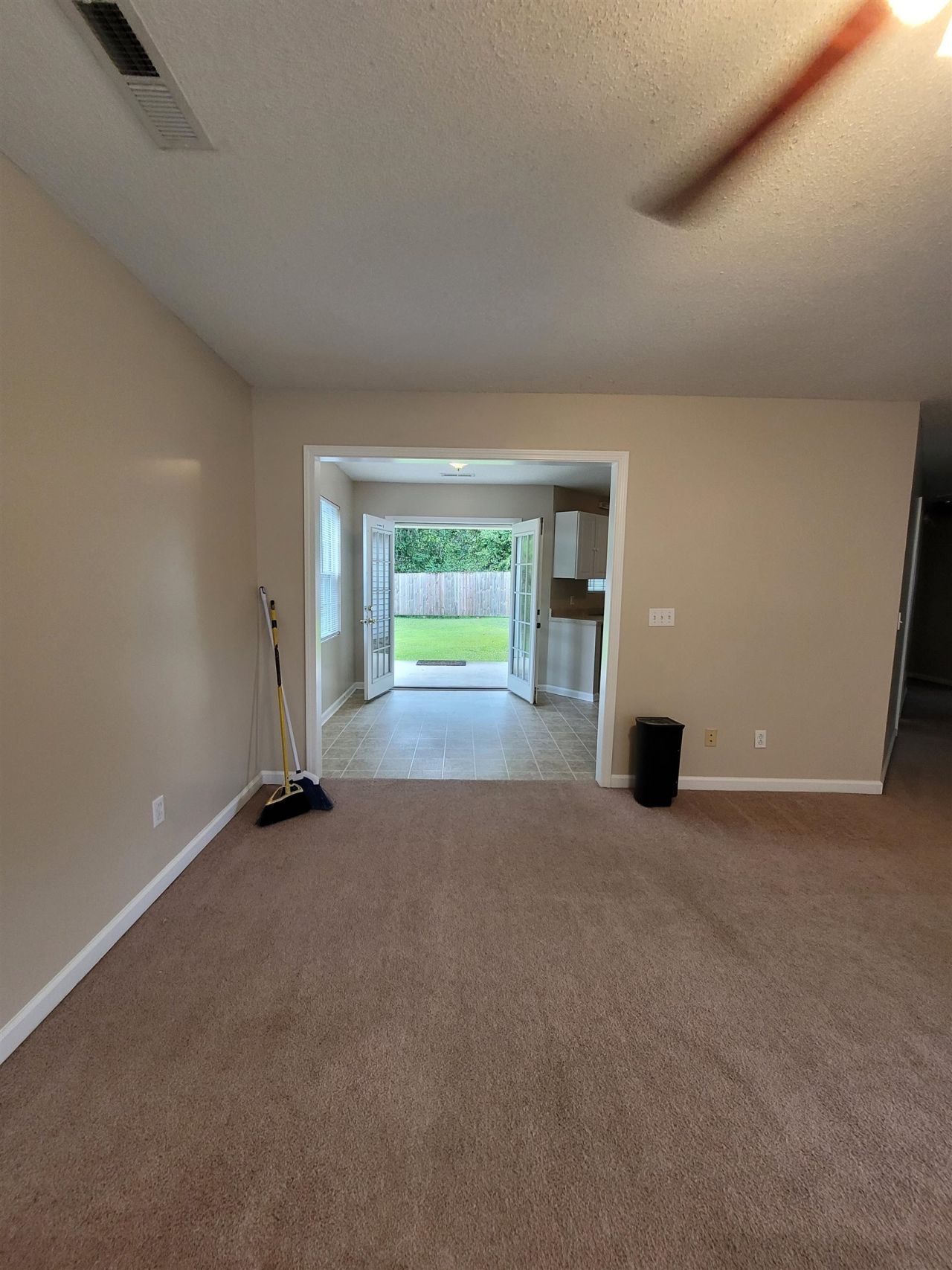 800 Elbow Rd.  Photo 8