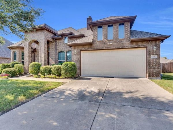 109 Thoroughbred Street, Waxahachie, TX 75165