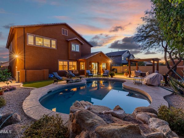 2340 W Bramble Berry Lane, Phoenix, AZ 85085