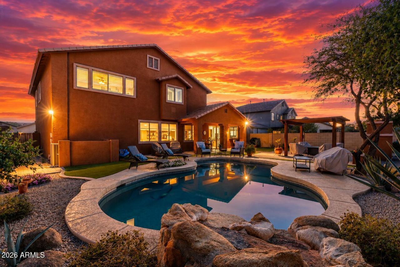 2340 W Bramble Berry Lane, Phoenix, AZ 85085 Main Photo