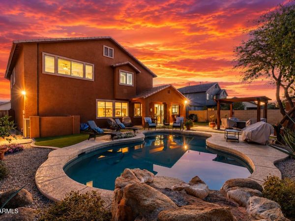 2340 W Bramble Berry Lane, Phoenix, AZ 85085