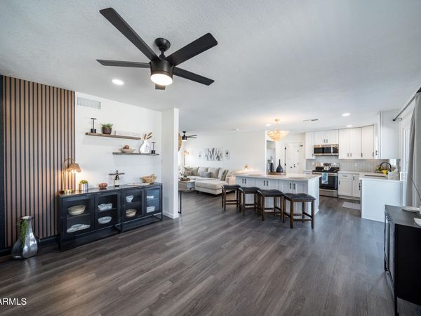 2132 E MONTE CRISTO Avenue, Phoenix, AZ 85022