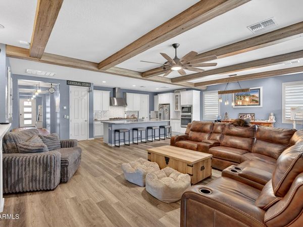 9855 E RESISTANCE Avenue, Mesa, AZ 85212