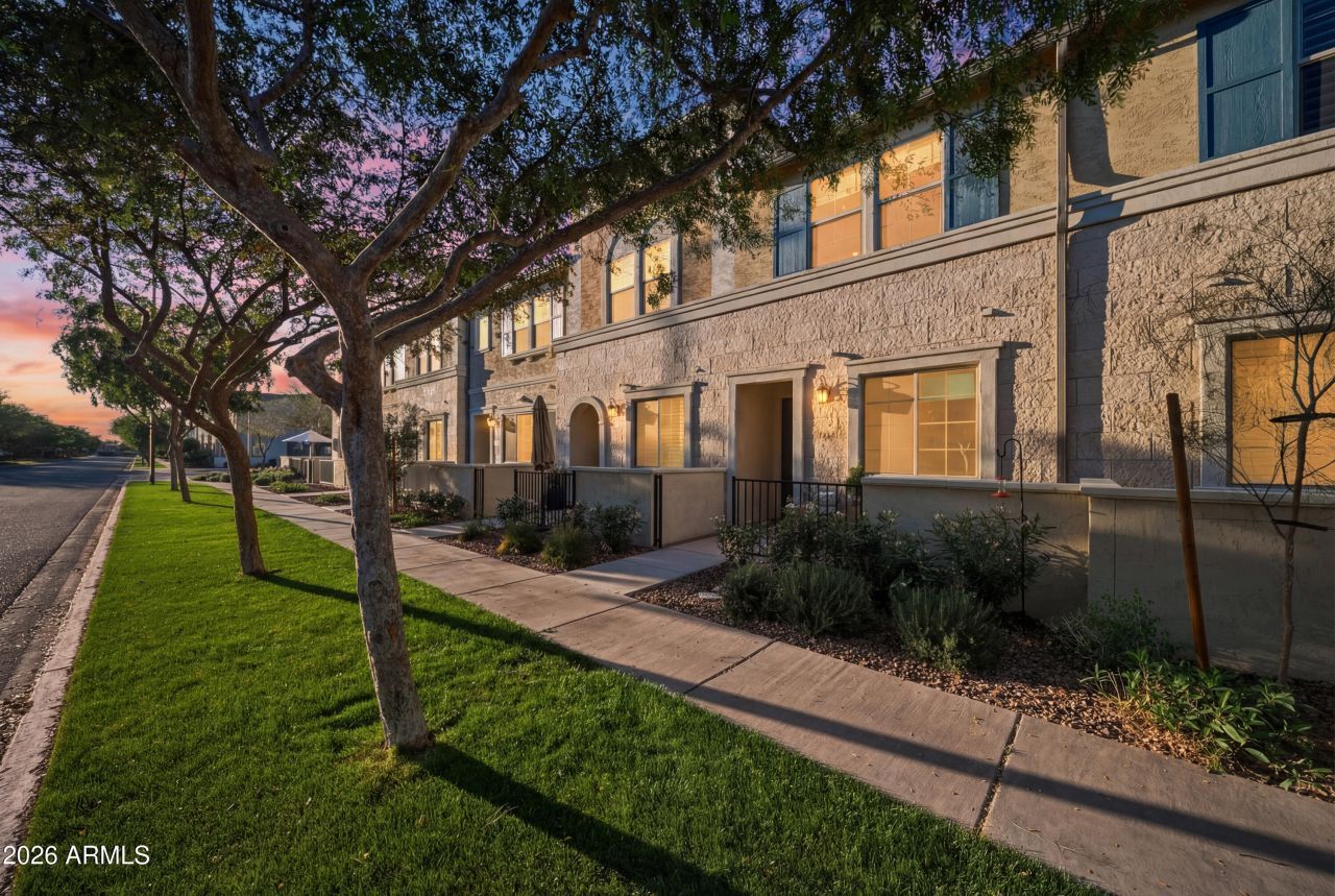 1917 E Hampton Lane, Unit 106, Gilbert, AZ 85295 Main Photo