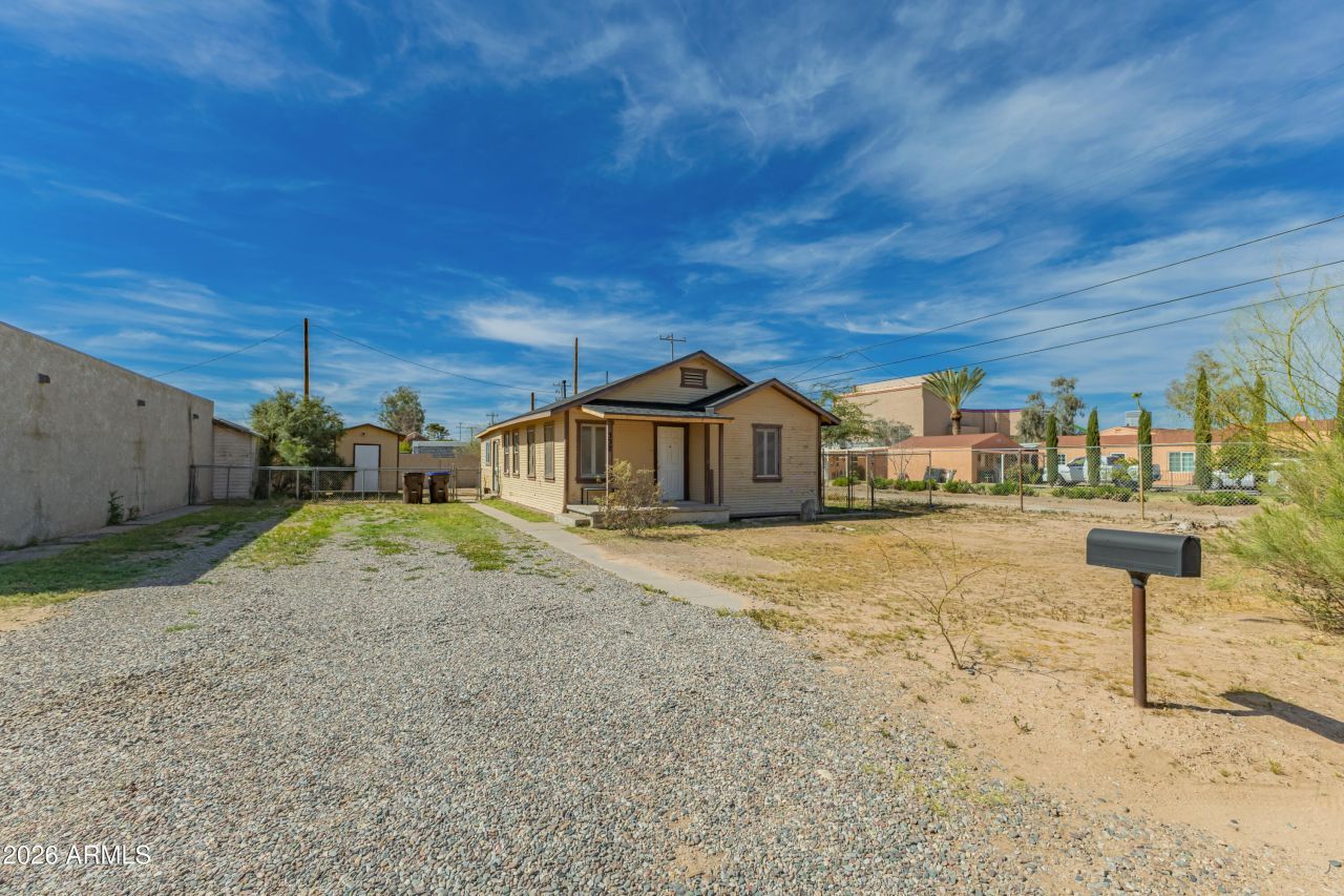 332 N 6th Street, Coolidge, AZ 85128 Main Photo