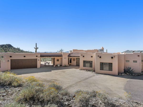 43413 N 7TH Street, New River, AZ 85087