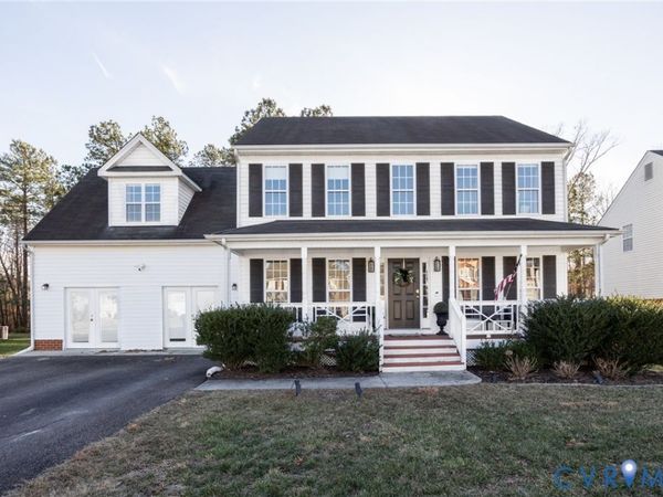 6949 Lake Caroline Drive , Chesterfield, VA 23832