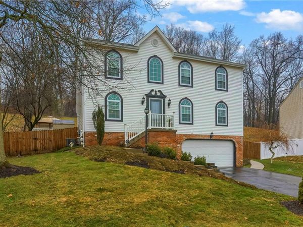 420 Blue Ridge Drive, Moon Twp, PA 15108