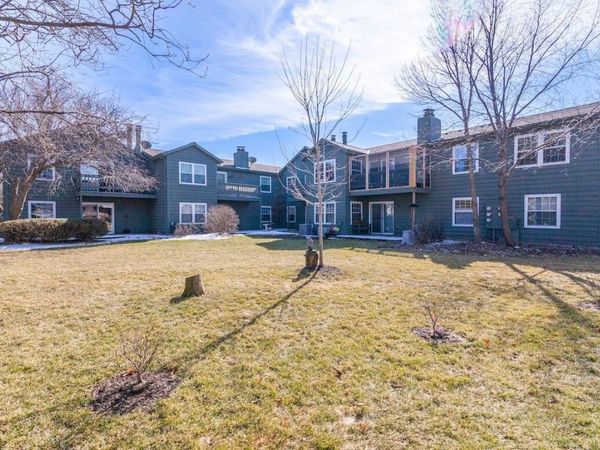 650 Dundee LANE, Hartland, WI 53029