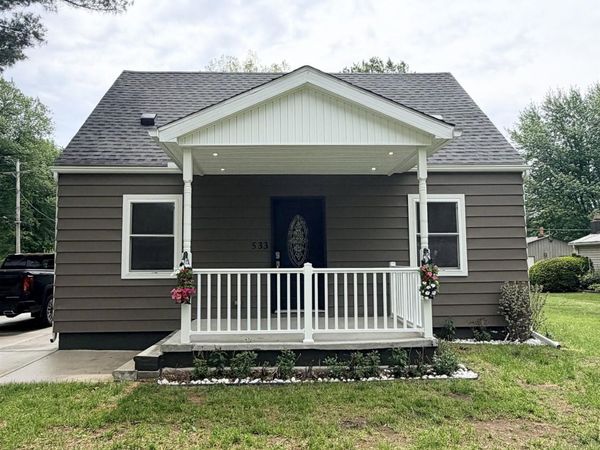 533 Center Street, Carleton, MI 48117