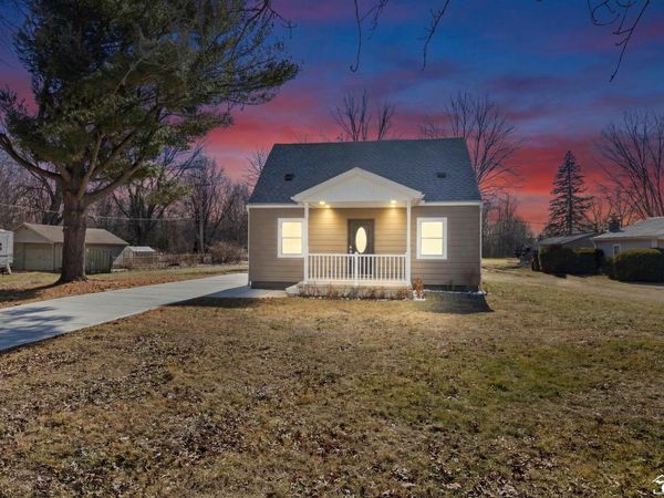 533 Center Street, Carleton, MI 48117