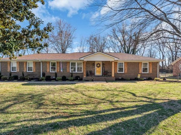 2305 Braxton Bragg Dr, Murfreesboro, TN 37129