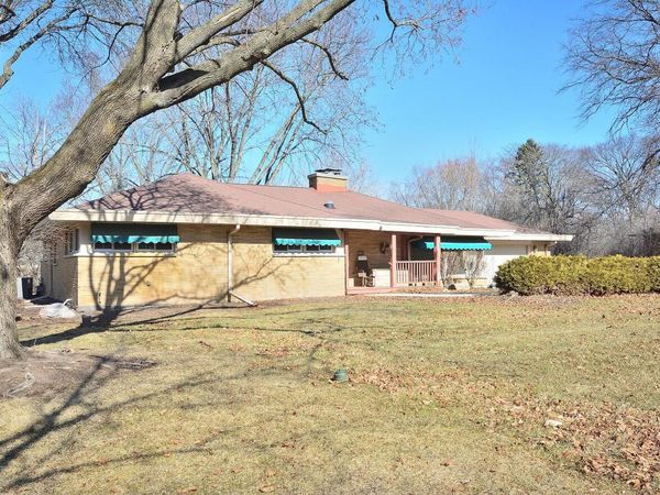12700 Dunwoody DRIVE, Elm Grove, WI 53122