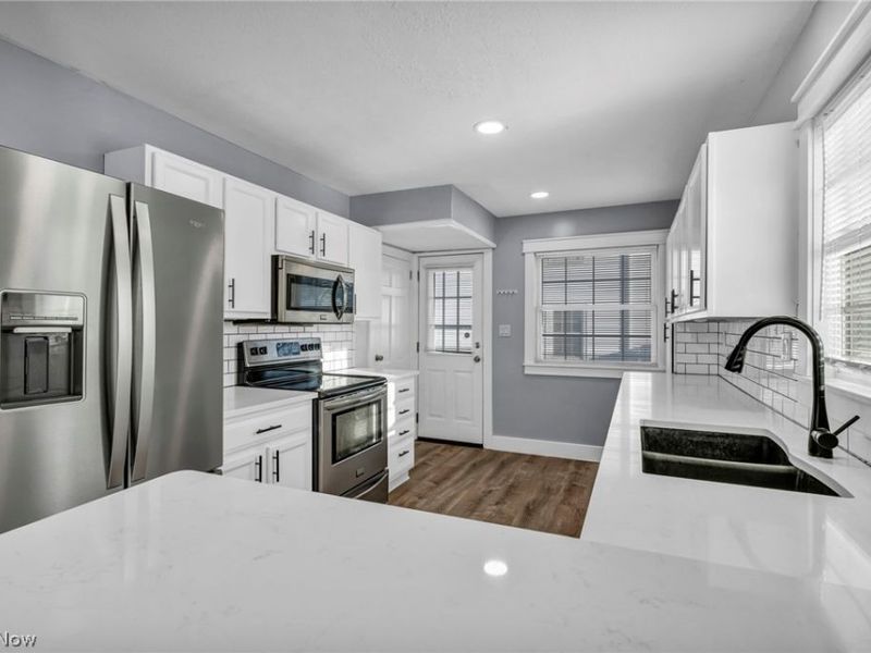 2683 Owaisa Road , Cuyahoga Falls, OH 44221 Photo 12