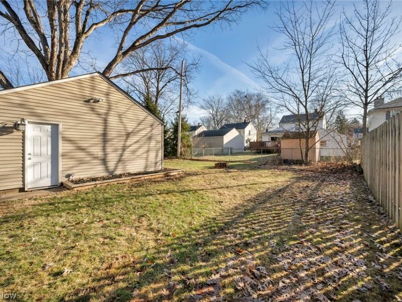 2683 Owaisa Road , Cuyahoga Falls, OH 44221 Photo 37