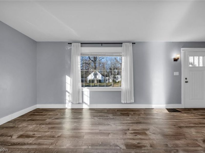 2683 Owaisa Road , Cuyahoga Falls, OH 44221 Photo 9