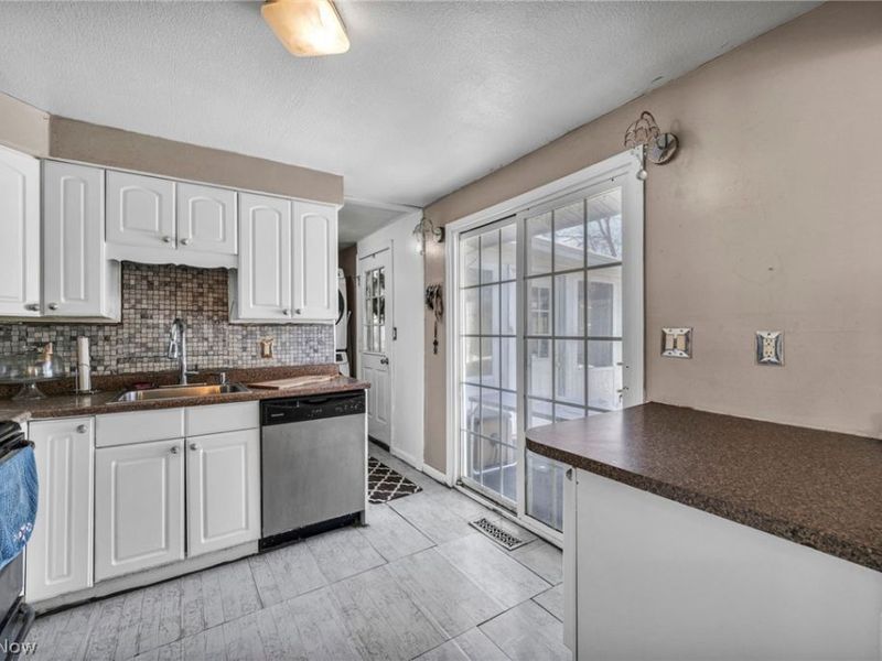 9148 Coventry Drive , Northfield, OH 44067 Photo 14