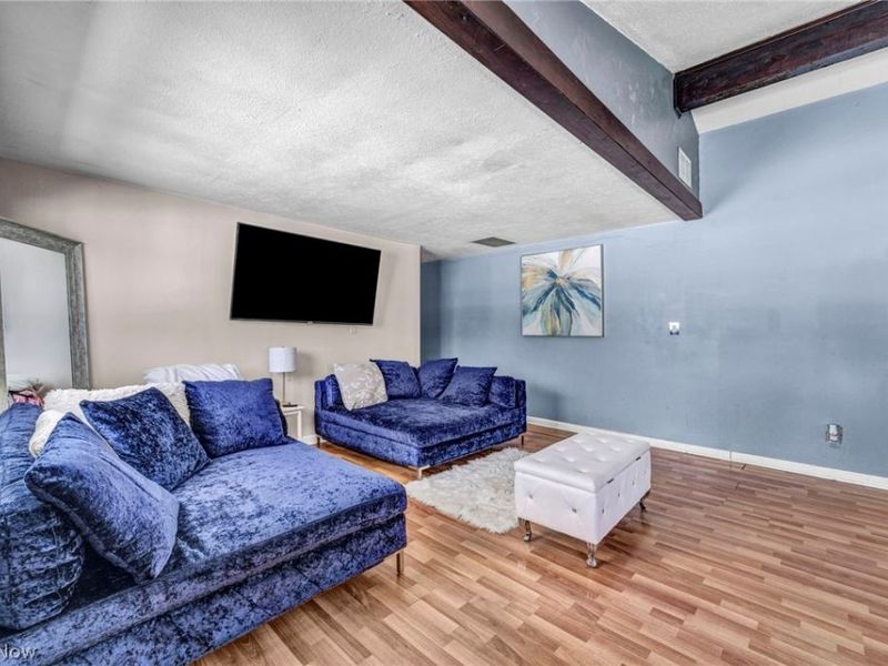 9148 Coventry Drive , Northfield, OH 44067 Photo 4