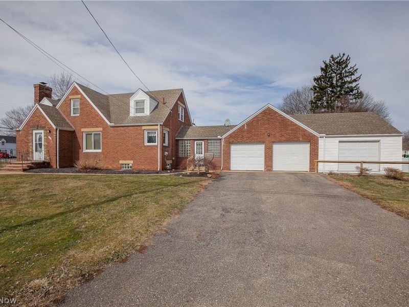 3065 25th Street NW, Canton, OH 44708 Photo 3