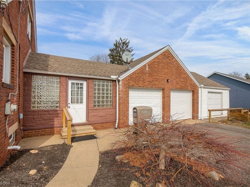 3065 25th Street NW, Canton, OH 44708 Photo 4