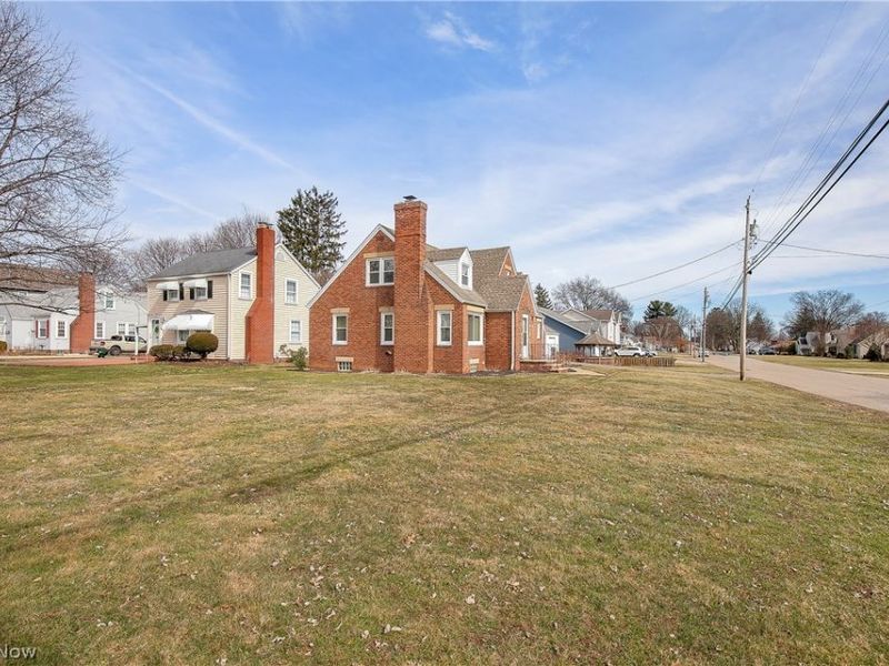 3065 25th Street NW, Canton, OH 44708 Photo 5