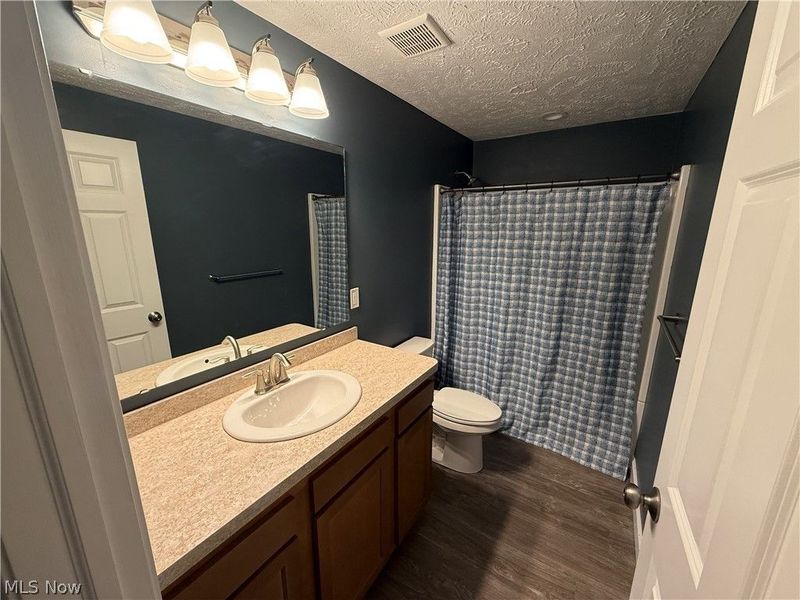 7415 N Chestnut Commons Drive , Mentor, OH 44060 Photo 14