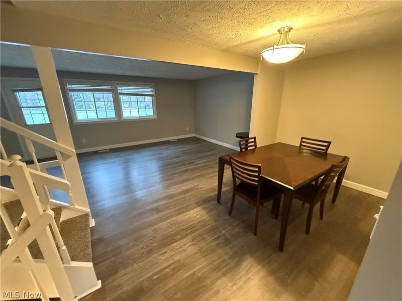 7415 N Chestnut Commons Drive , Mentor, OH 44060 Photo 4